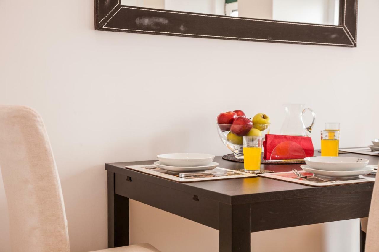 Altido Charming 1br Apt With Workspace In Sao Bento Appartement Lisboa