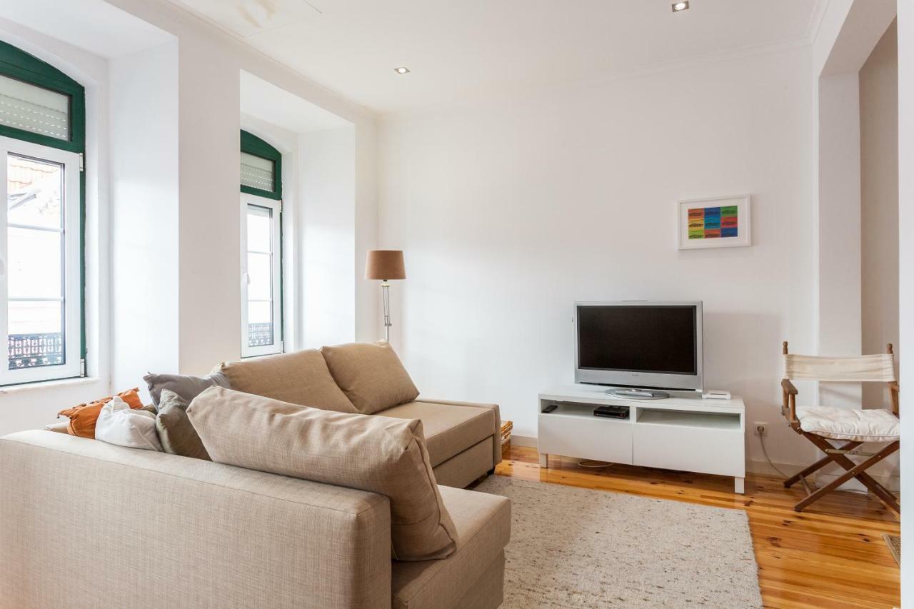 Altido Charming 1br Apt With Workspace In Sao Bento Appartement Lisboa