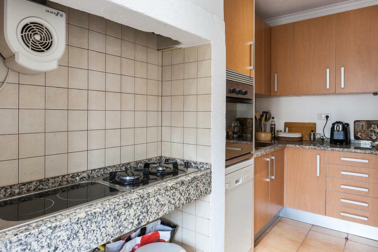 Altido Charming 1br Apt With Workspace In Sao Bento Appartement